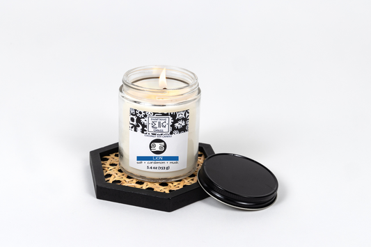 Lion (sea salt, cardamom, musk) Candle